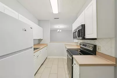 18001 Richmond Place Drive #117, Tampa, FL 33647 - Photo 11