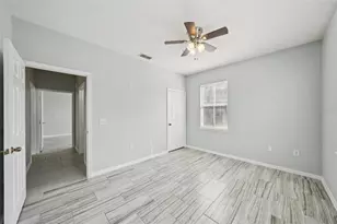 18001 Richmond Pl Dr, Tampa, FL 33647 - Photo 25