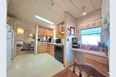 5705 Mandan Street, Zephyrhills, FL 33542 - Photo 27