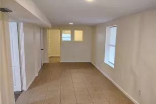 2219 21st Ave S, Saint Petersburg, FL 33712 - Photo 9