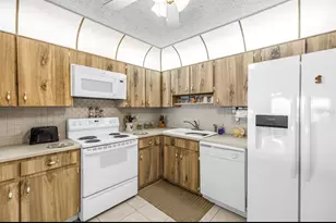 7700 Sun Island Dr S, South Pasadena, FL 33707 - Photo 5