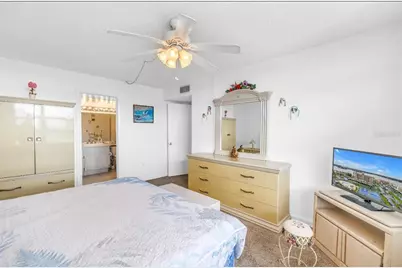 7700 Sun Island Drive S #402, South Pasadena, FL 33707 - Photo 13