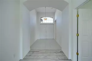 1679 Pinyon Pine Dr, Sarasota, FL 34240 - Photo 5