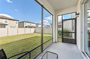 2876 Misty Marble Dr, Zephyrhills, FL 33540 - Photo 21