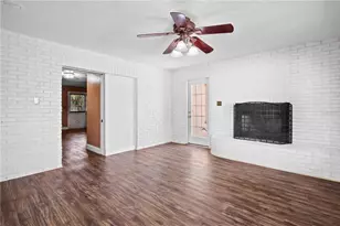 771 Murphy Ave N, Saint Petersburg, FL 33703 - Photo 9