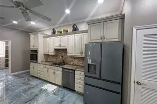 4540 Kipling Cir, Sarasota, FL 34241 - Photo 11