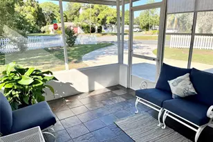 7598 14th St N, Saint Petersburg, FL 33702 - Photo 3