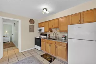 4215 E Bay Dr, Clearwater, FL 33764 - Photo 7