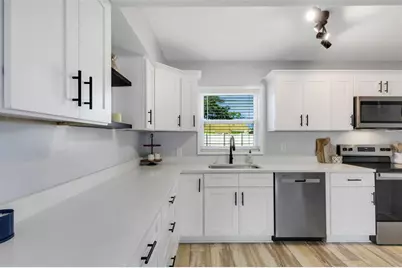 8798 58th Way N, Pinellas Park, FL 33782 - Photo 13