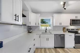 8798 58th Way N, Pinellas Park, FL 33782 - Photo 13