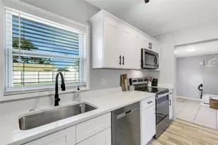 8798 58th Way N, Pinellas Park, FL 33782 - Photo 15