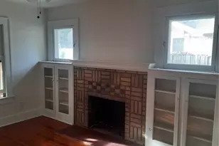 1182 8th St N, Saint Petersburg, FL 33701 - Photo 3