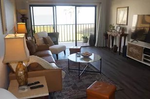 7530 Sunshine Skyway Ln S, Saint Petersburg, FL 33711 - Photo 3