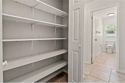 7021 Blossom Avenue, Tampa, FL 33614 - Photo 17