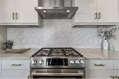 199 Dali Boulevard #1001, Saint Petersburg, FL 33701 - Photo 17