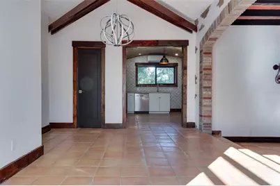 2227 29th Street S, Saint Petersburg, FL 33712 - Photo 9