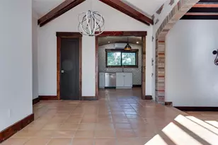 2227 29th St S, Saint Petersburg, FL 33712 - Photo 9