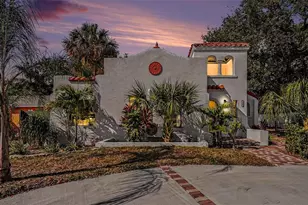 2227 29th St S, Saint Petersburg, FL 33712 - Photo 1