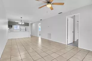 39132 County Road 54, Zephyrhills, FL 33542 - Photo 9