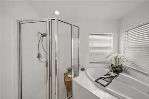 4225 Edenrock Pl, Wesley Chapel, FL 33543 - Photo 35