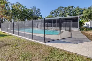 15401 Woodcastle Pl, Tampa, FL 33613 - Photo 39