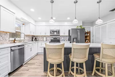 15401 Woodcastle Place, Tampa, FL 33613 - Photo 17