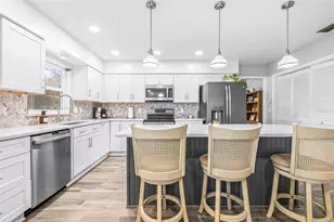 15401 Woodcastle Pl, Tampa, FL 33613 - Photo 17