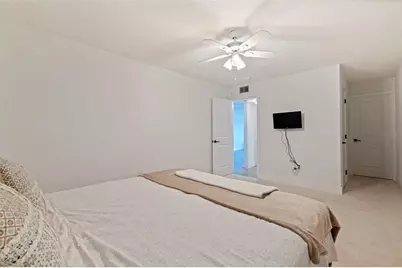 5555 Gulf Boulevard #115, Saint Pete Beach, FL 33706 - Photo 21