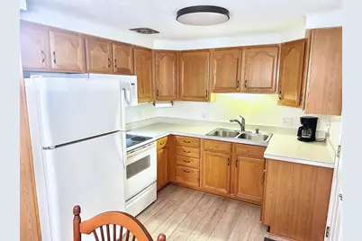 2000 E Bay Drive #83, Largo, FL 33771 - Photo 3