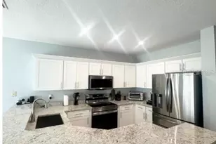 6407 Barksdale Way, Riverview, FL 33578 - Photo 3