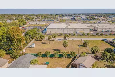 7598 90th Street, Seminole, FL 33777 - Photo 9