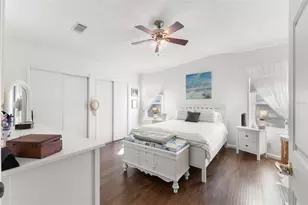 624 Mt Piney Ave NE, Saint Petersburg, FL 33702 - Photo 15