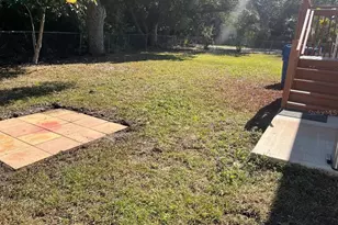 510 Beverly Ave, Largo, FL 33770 - Photo 17