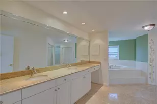 31 Freshwater Dr, Palm Harbor, FL 34684 - Photo 13