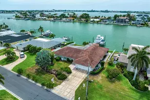 206 Poinciana Ln, Largo, FL 33770 - Photo 3