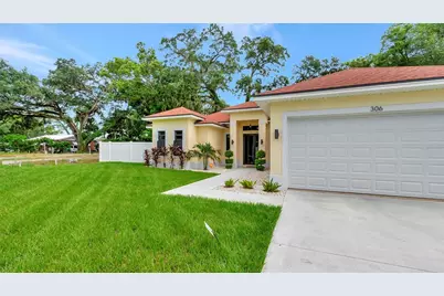306 E Clay Avenue, Brandon, FL 33510 - Photo 1