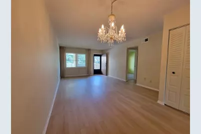5080 Locust Street NE #223, Saint Petersburg, FL 33703 - Photo 5