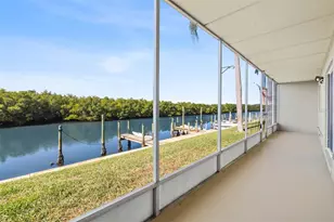 8815 Bay Pointe Dr, Tampa, FL 33615 - Photo 27