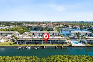 8815 Bay Pointe Dr, Tampa, FL 33615 - Photo 37