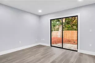 1007 NW 82nd St, Bradenton, FL 34209 - Photo 13