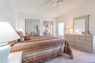 37416 Neukom Ave, Zephyrhills, FL 33541 - Photo 27