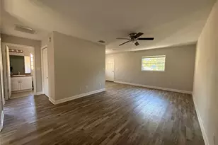 5839 12th St, Zephyrhills, FL 33542 - Photo 7