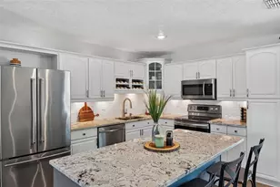 513 Dolphin Ave SE, Saint Petersburg, FL 33705 - Photo 7