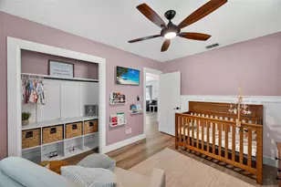 513 Dolphin Ave SE, Saint Petersburg, FL 33705 - Photo 23