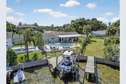 513 Dolphin Avenue SE, Saint Petersburg, FL 33705 - Photo 53