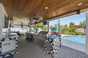 513 Dolphin Ave SE, Saint Petersburg, FL 33705 - Photo 31