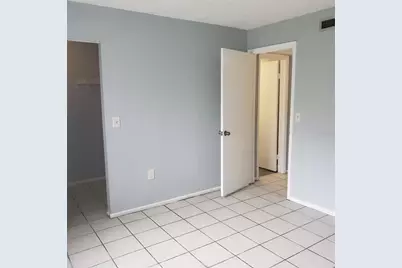 305 E Wellington Court #61, Tampa, FL 33604 - Photo 13