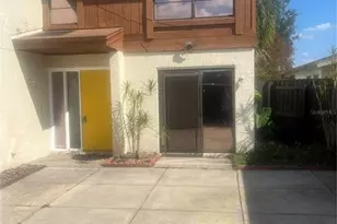 10305 Fernglen Pl, Tampa, FL 33624 - Photo 3