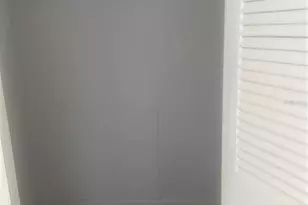 10305 Fernglen Pl, Tampa, FL 33624 - Photo 9