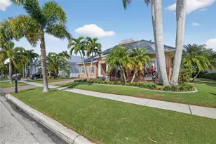 719 Islebay Dr, Apollo Beach, FL 33572 - Photo 83